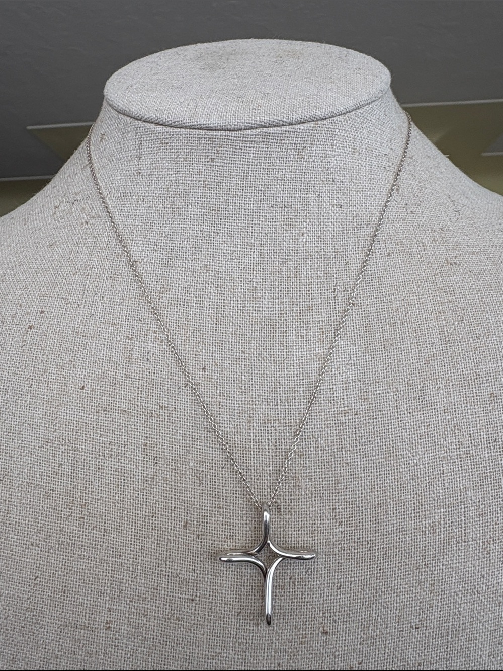 Tiffany & Co. Elsa Peretti Infinity Cross Medium 925 Sterling Silver (050826)